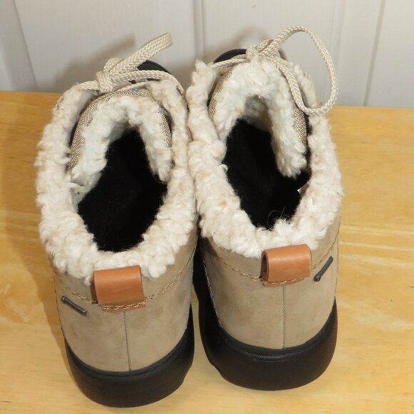 Clarks Tri Arc GTX Taupe Nubuck Gore-Tex Women's Size 7.5M Ankle Boots - Picture 4 of 7